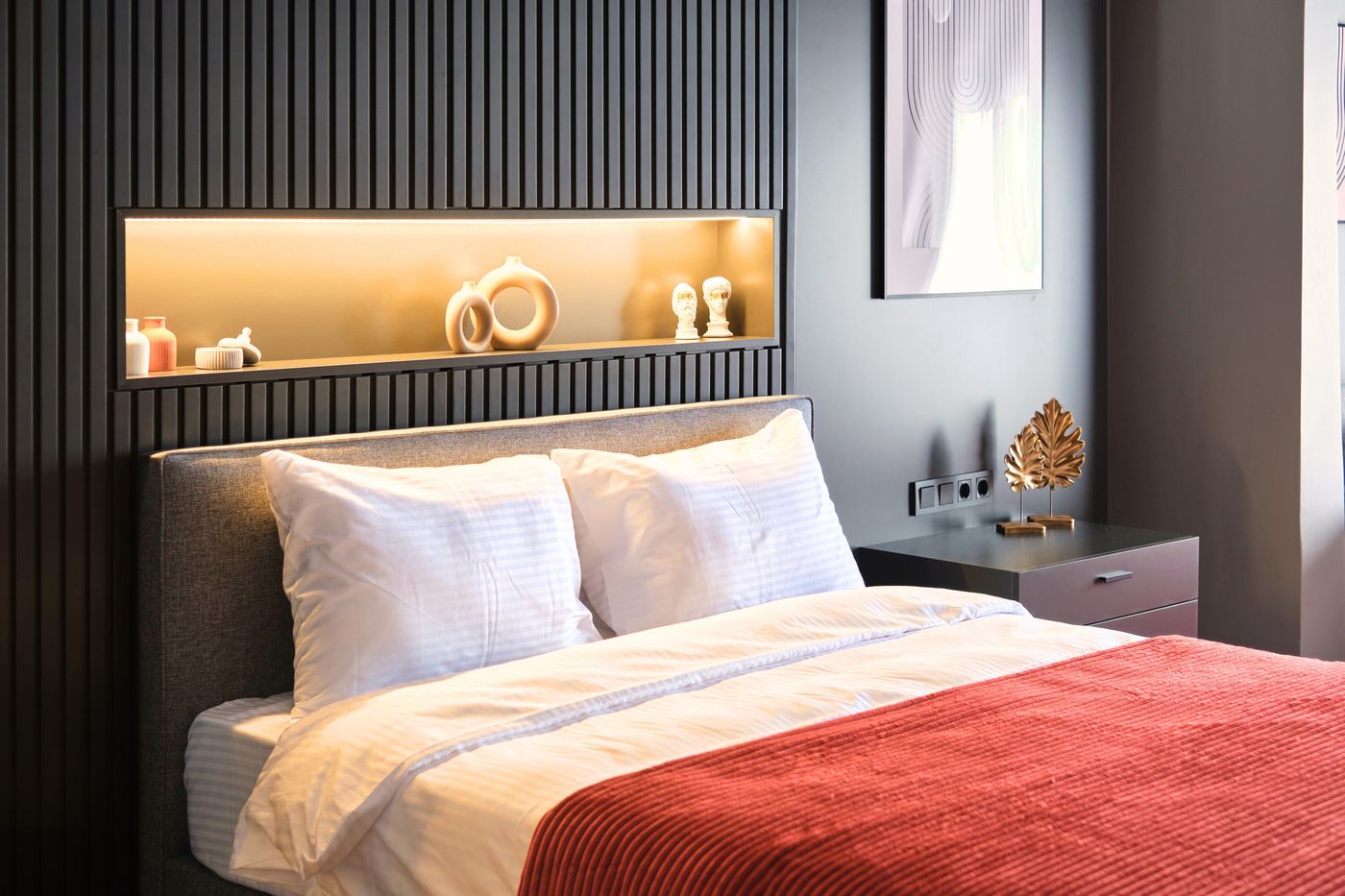 TAKS-INN-Suites-Room-10