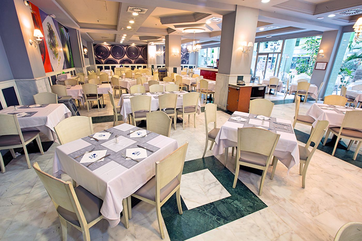 Holiday World Resort