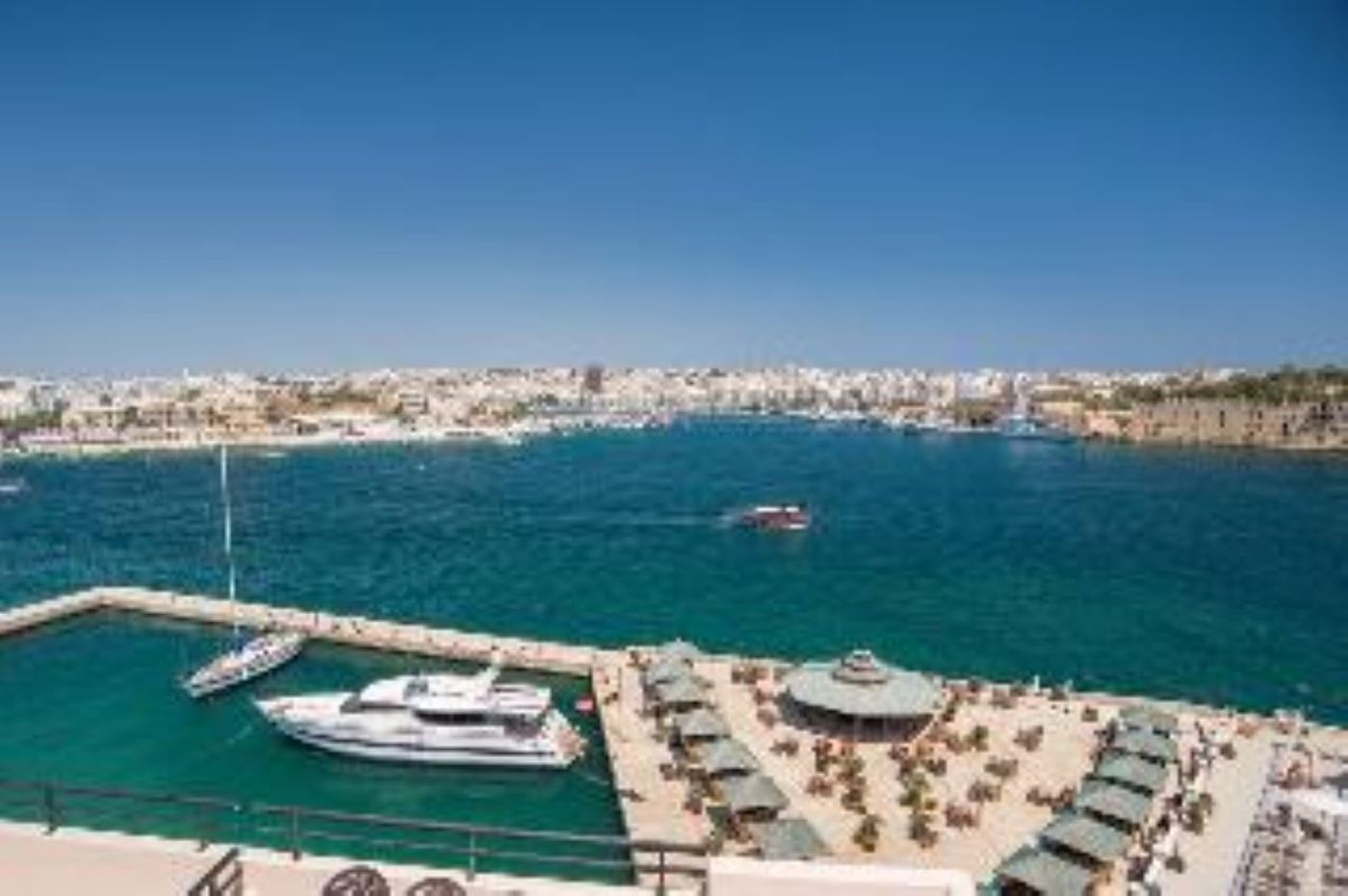 Excelsior-Grand-Hotel-Room-92