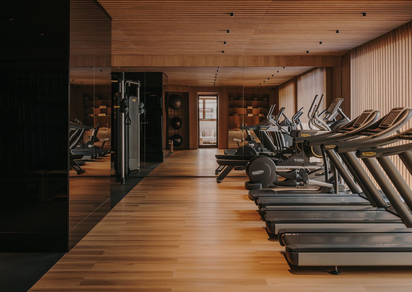 Ibiza-Gran-Hotel-Sports-and-Entertainment-46