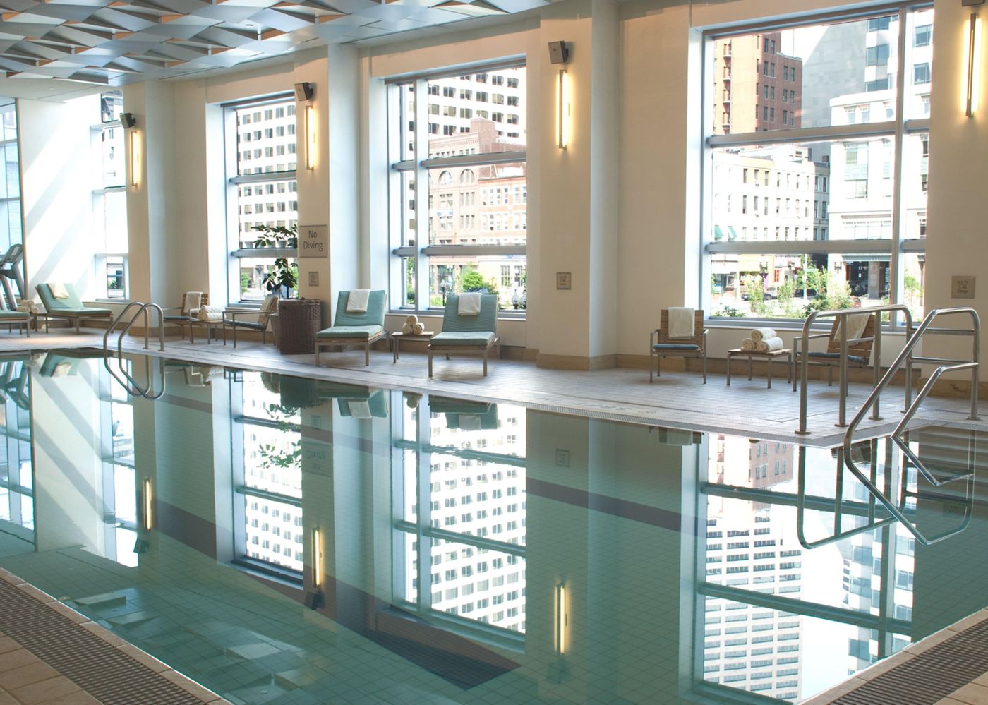 InterContinental-Boston-Pool-104