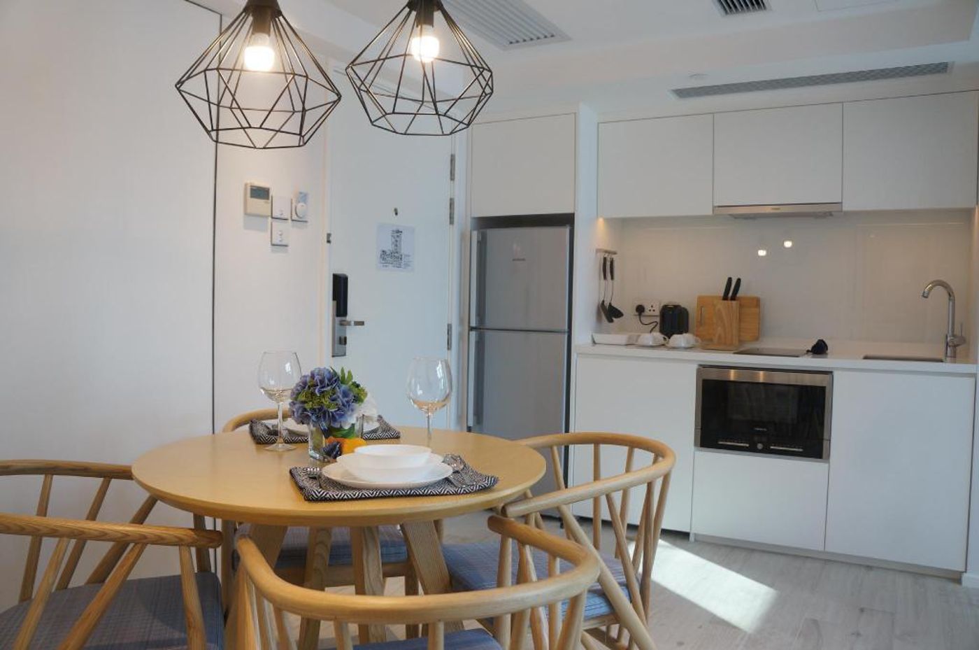 The-Pier-Hotel-Room-13