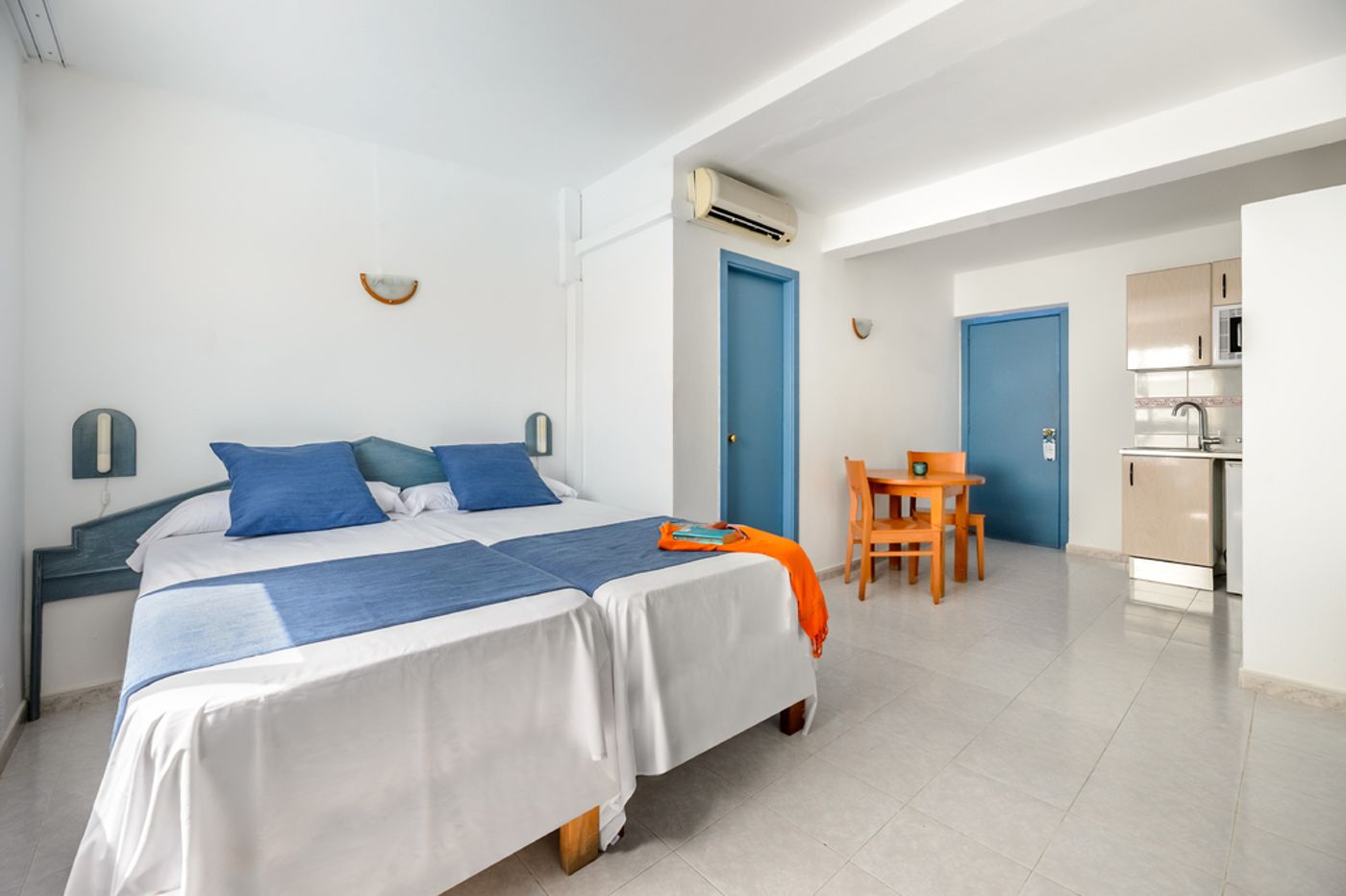 Vibra Central City Aparthotel - Adults Only