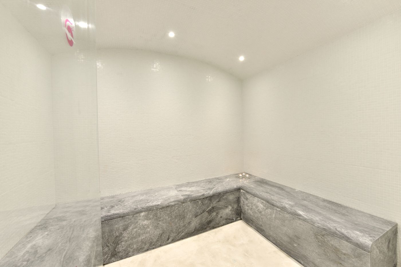 Napa-Mermaid-Hotel-Sports-and-Entertainment-70