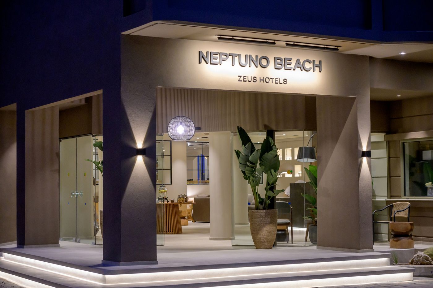 New - Zeus Hotels Neptuno Beach