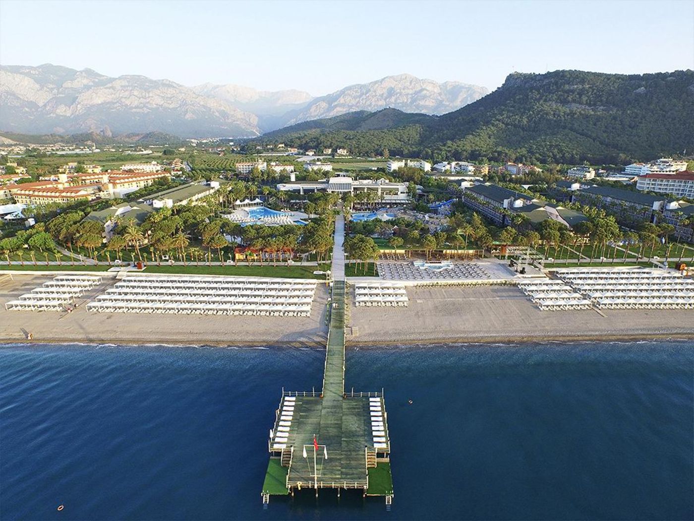 Alva-Donna-World-Palace-Hotel-General-view-11