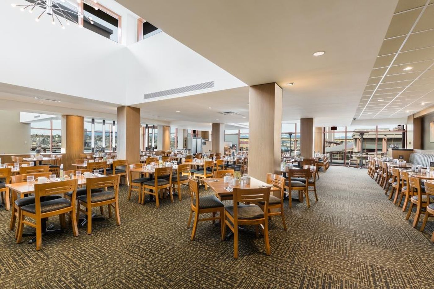 River-Rock-Casino-Resort-Restaurant-9