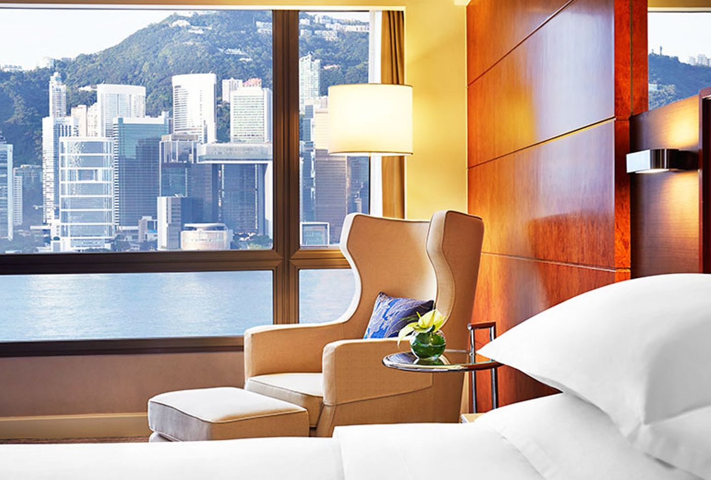 Sheraton-Hong-Kong-Hotel---Towers-Room-31