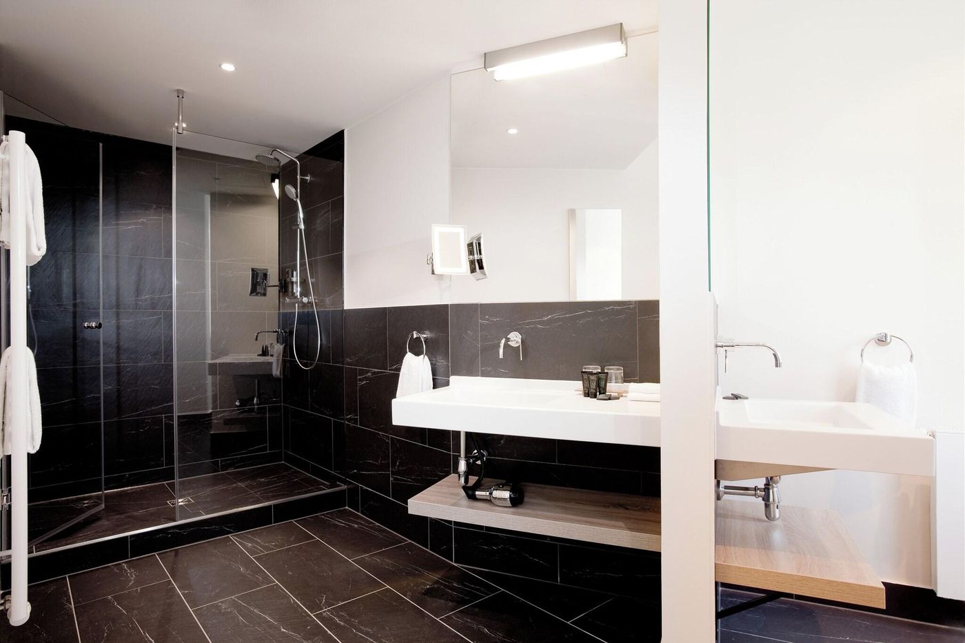 Vienna-House-Easy-by-Wyndham-Munich-Room-37