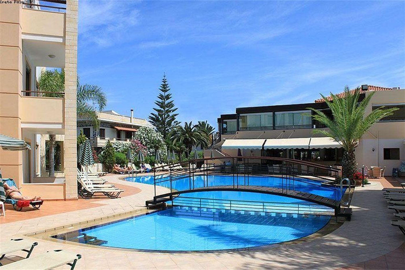 Creta-Palm-Hotel---Apartments-Pool-8