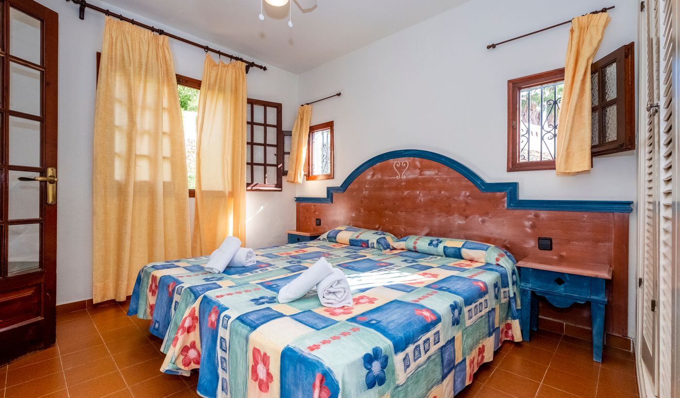 Son-Bou-Gardens-Room-28