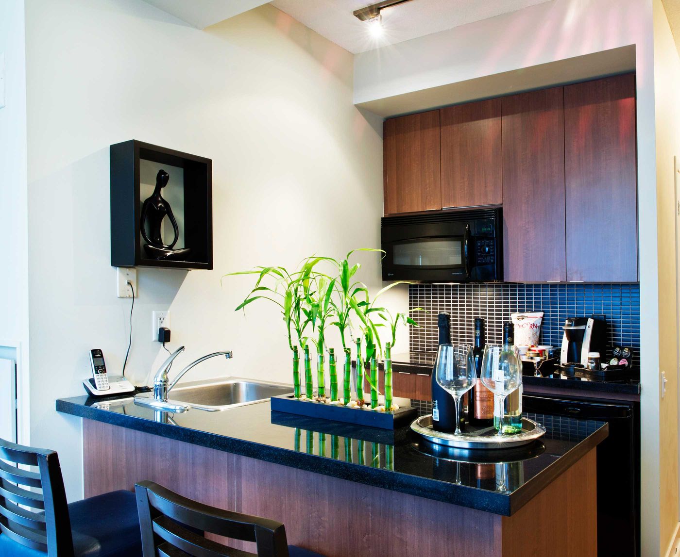 Executive Hotel Cosmopolitan Toronto-Canada-Toronto-Room-8