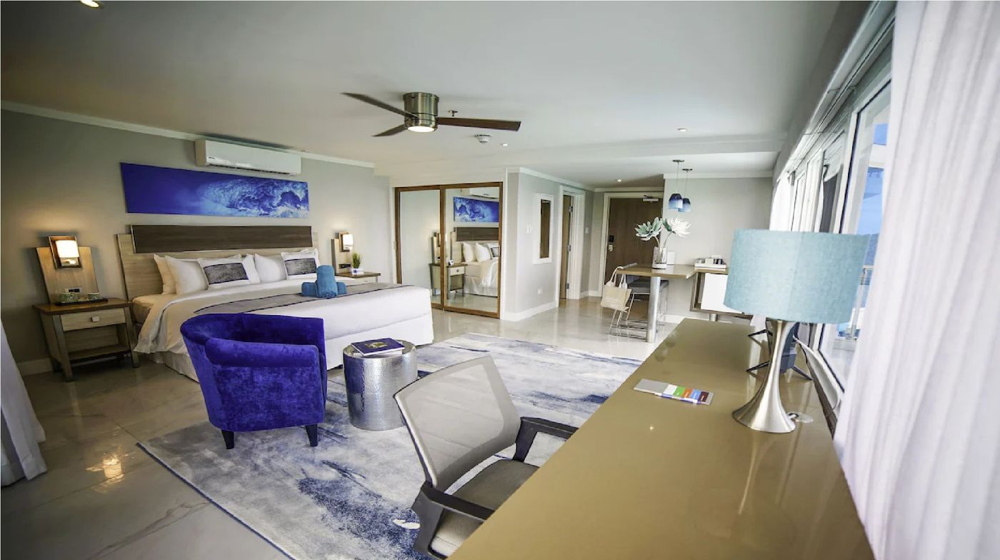 The-Abidah-by-Accra---Adults-Only--18---Room-9