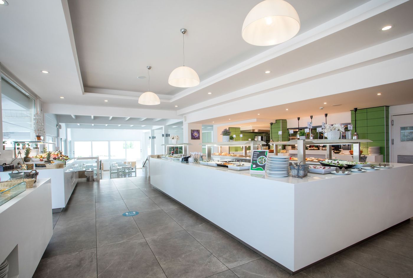 Lindos-White-Hotel---Suites-Restaurant-55