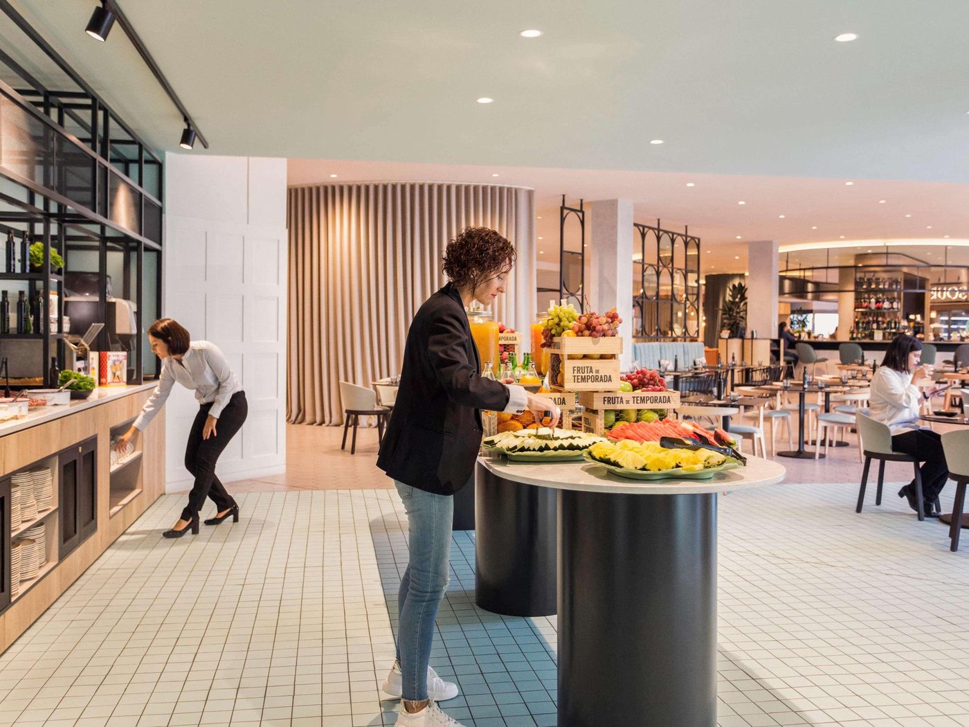 Novotel-Madrid-Campo-Naciones-Restaurant-53