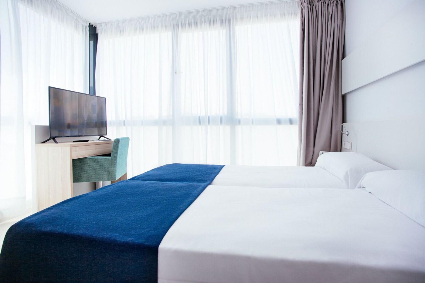 Globales-Acis---Galatea-Hotel-Room-37