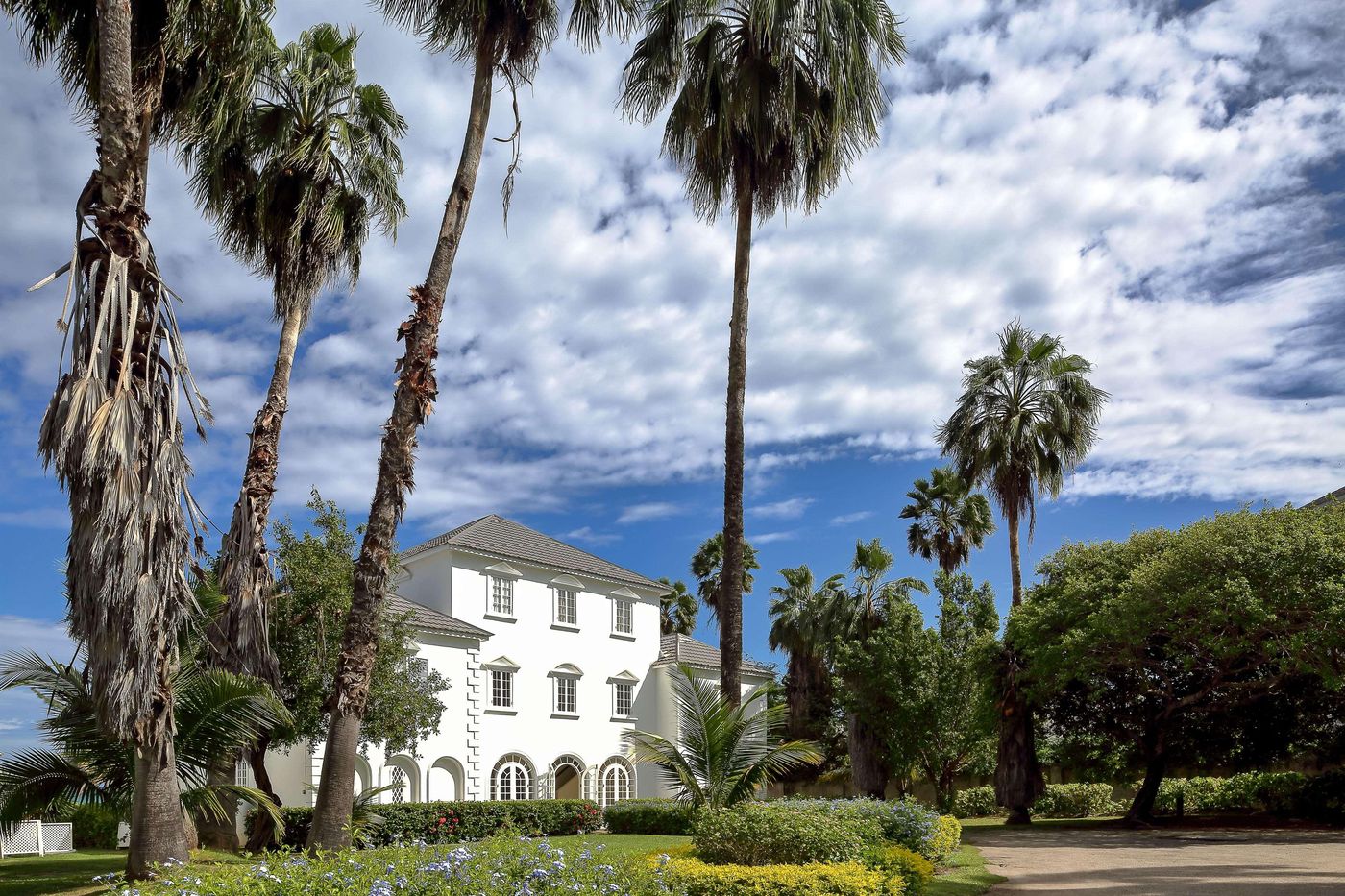 Half-Moon-General-view-15