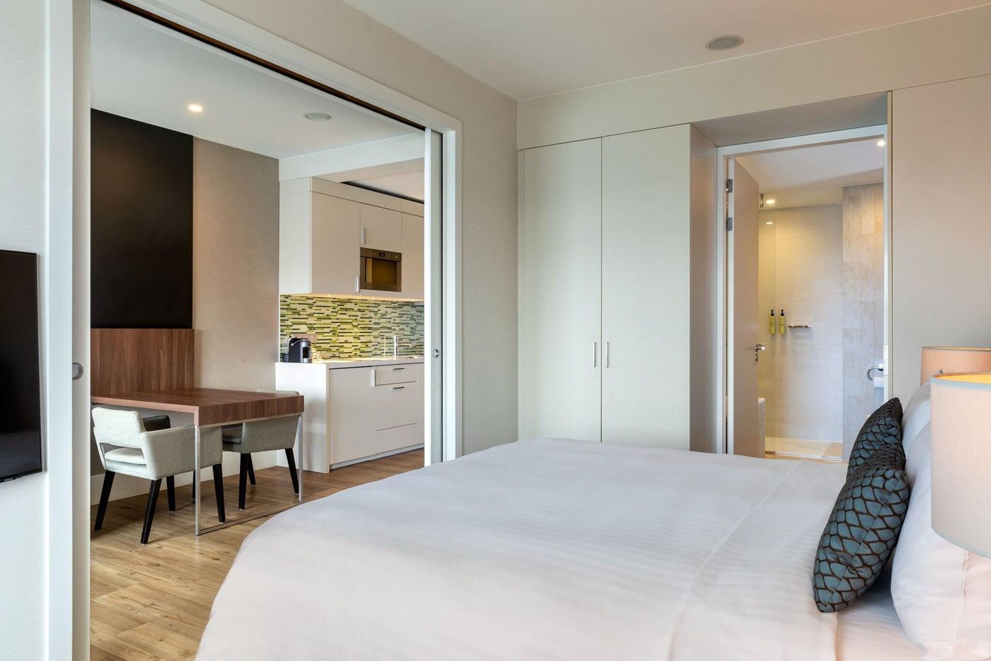 Element-Amsterdam-Room-27