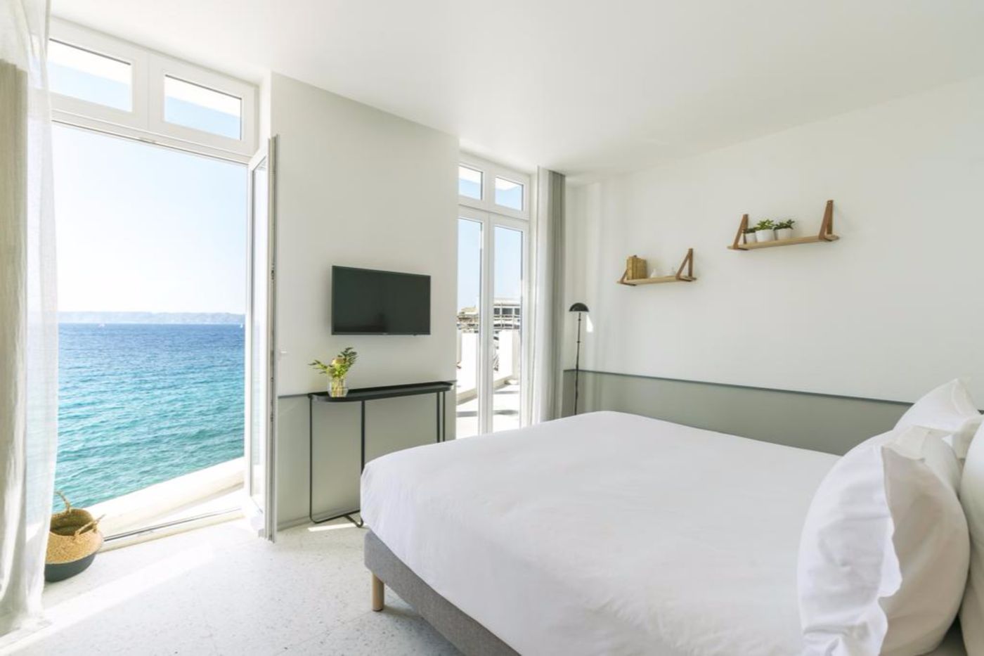 Les Bords de Mer-France-MARSEILLE-Room-1