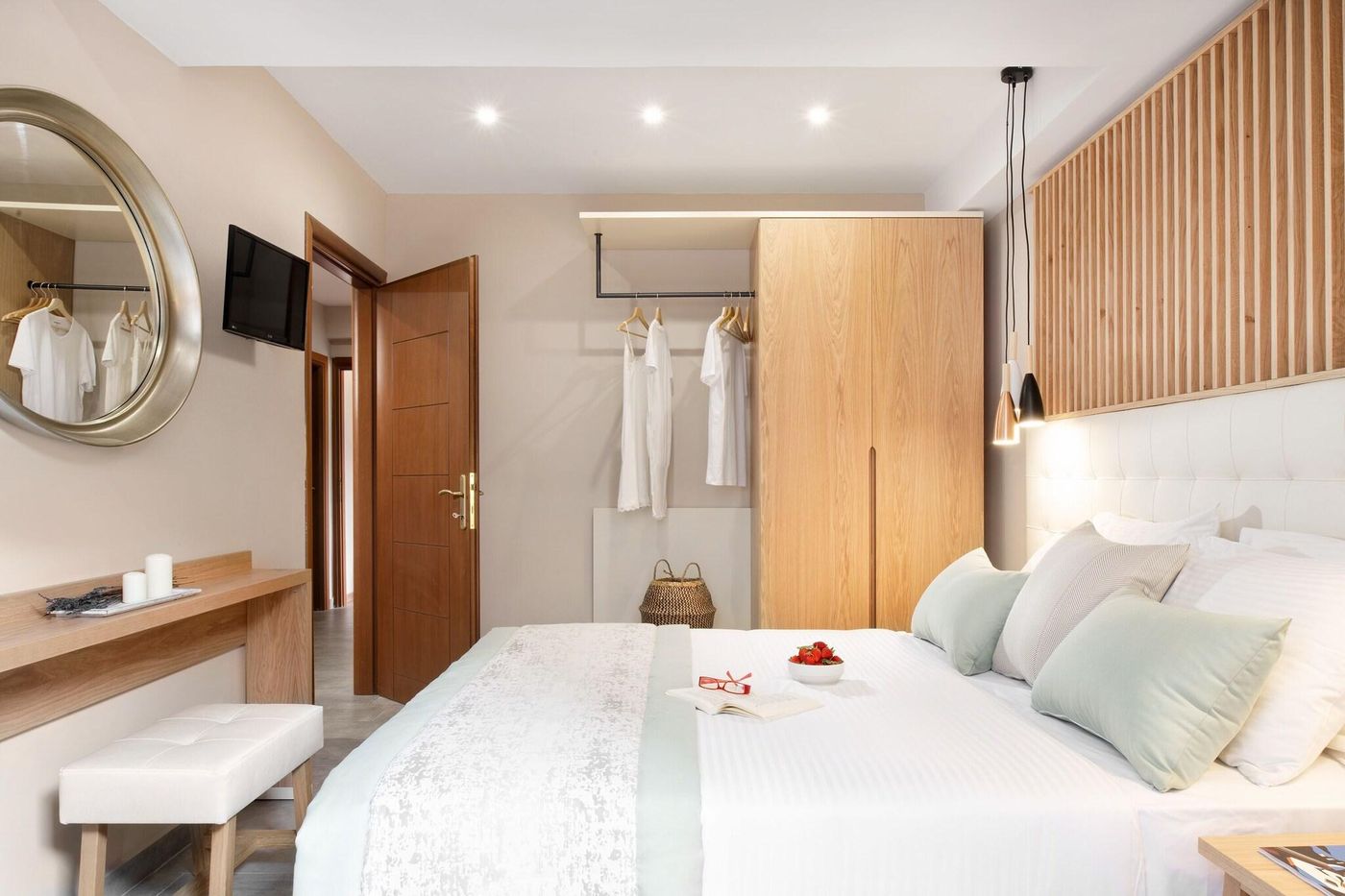 Simeon-Hotel-Lobby-29