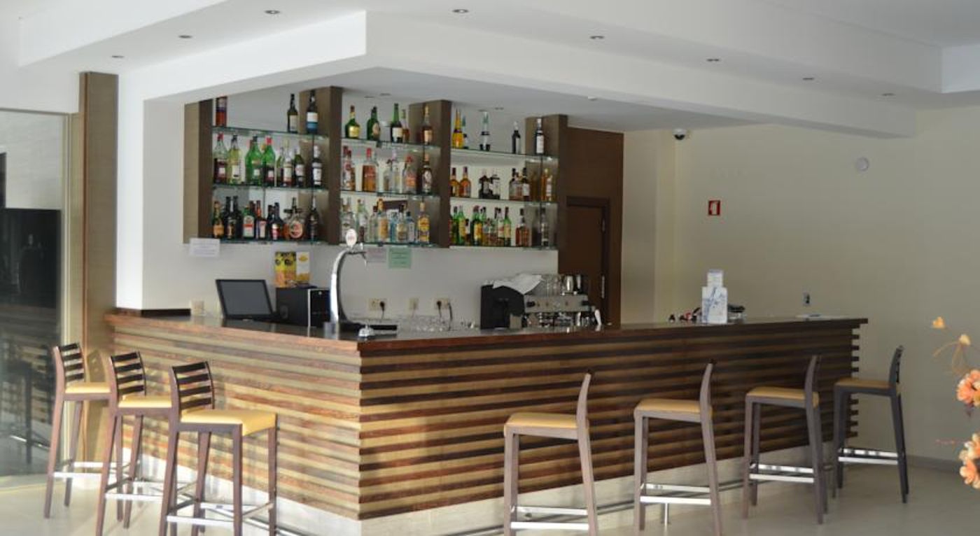 Areias Village Hotel and Apartments