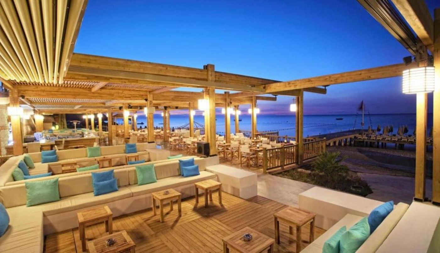 Marti-Myra-Terrace-25