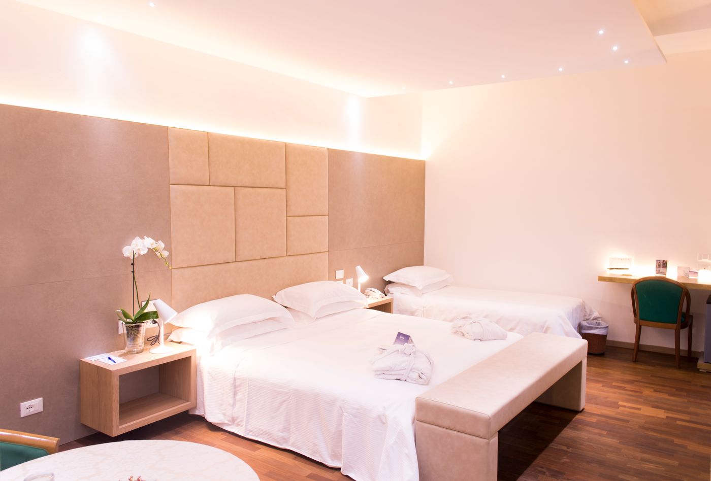 Hotel Polo-Italy-RIMINI-Room-9