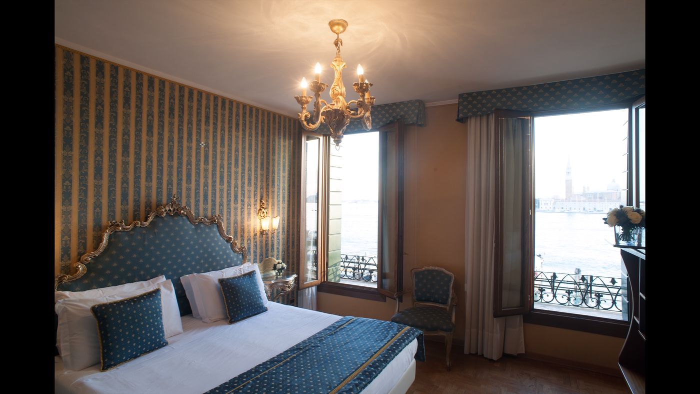 Pensione-Wildner-Room-8