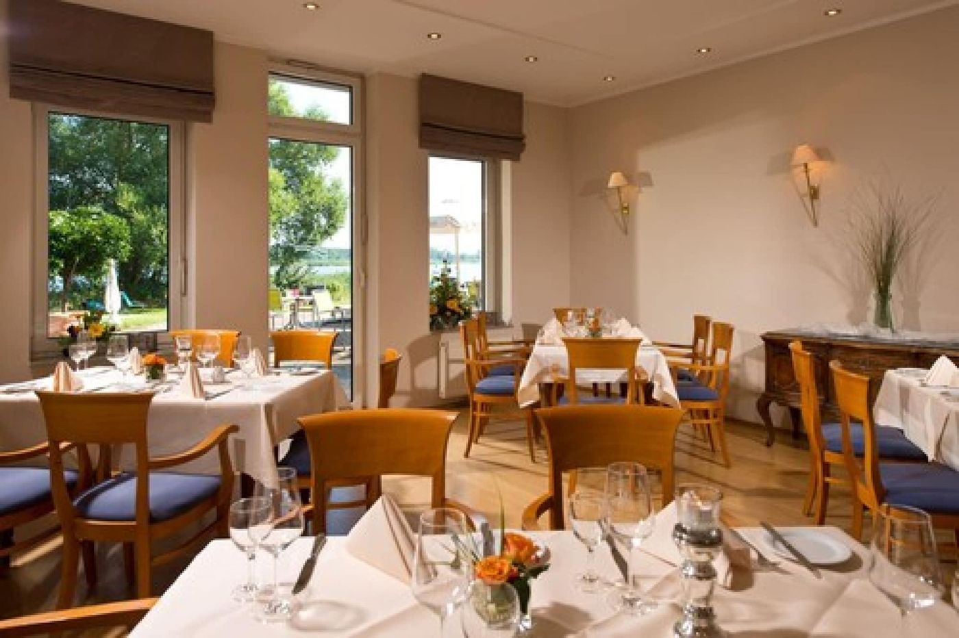 Hotel Bollmannsruh Am Beetzsee-Germany-PAEWESIN-Restaurant-1