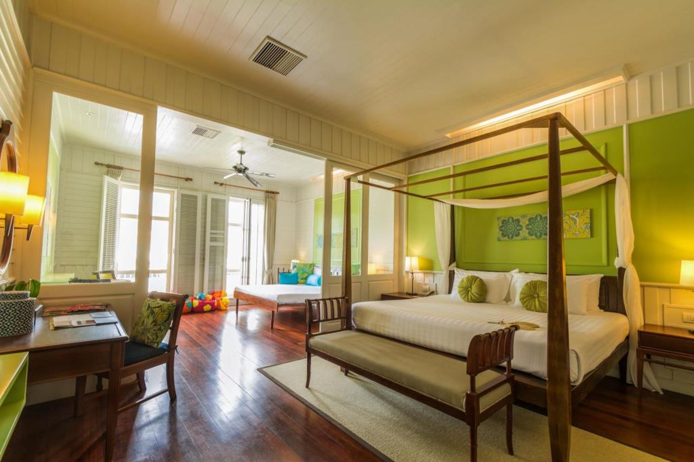 Outrigger-Koh-Samui-Beach-Resort-Room-38