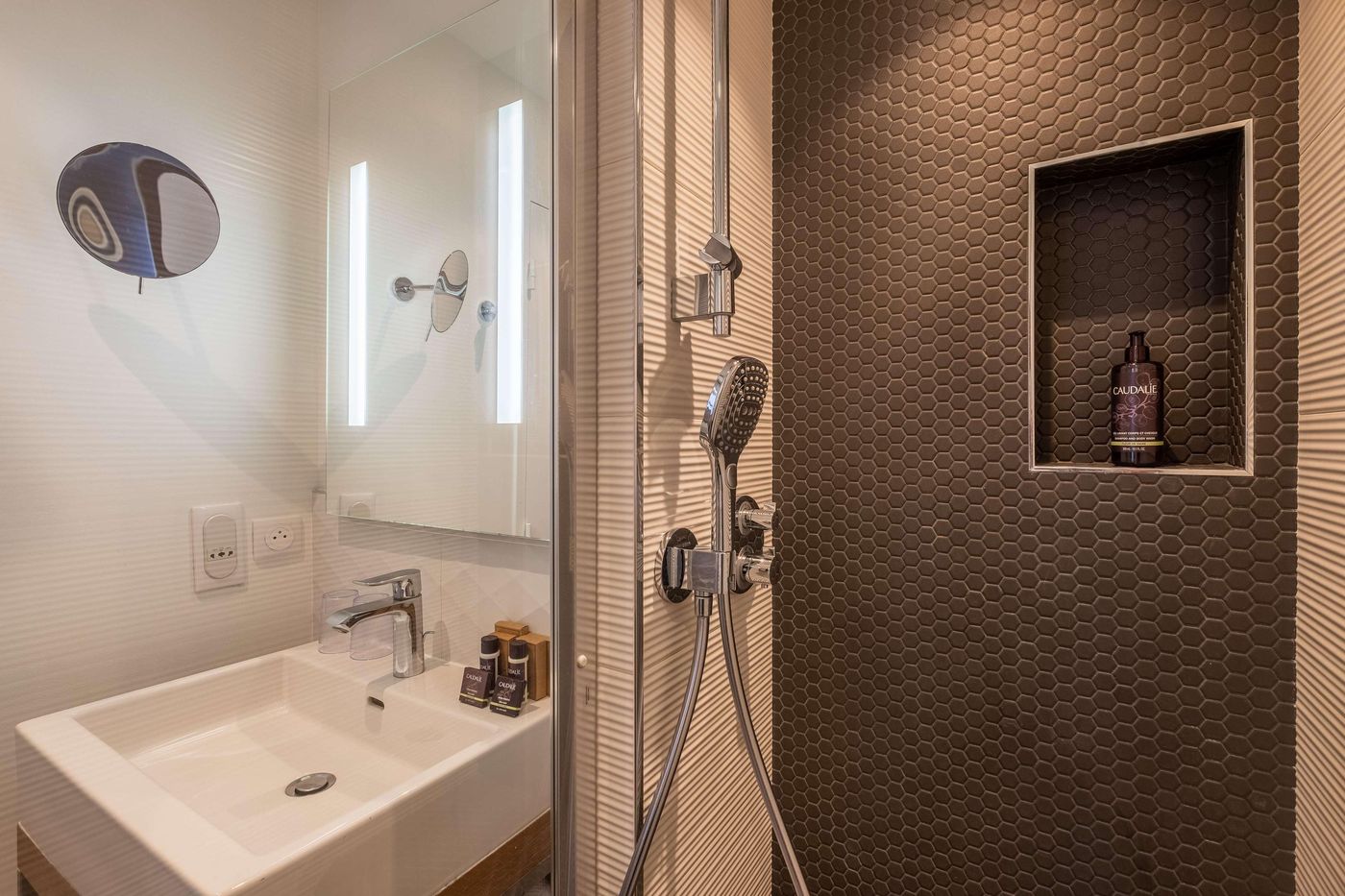 Hotel-Litteraire-Le-Swann--BW-Premier-Collection-Room-51