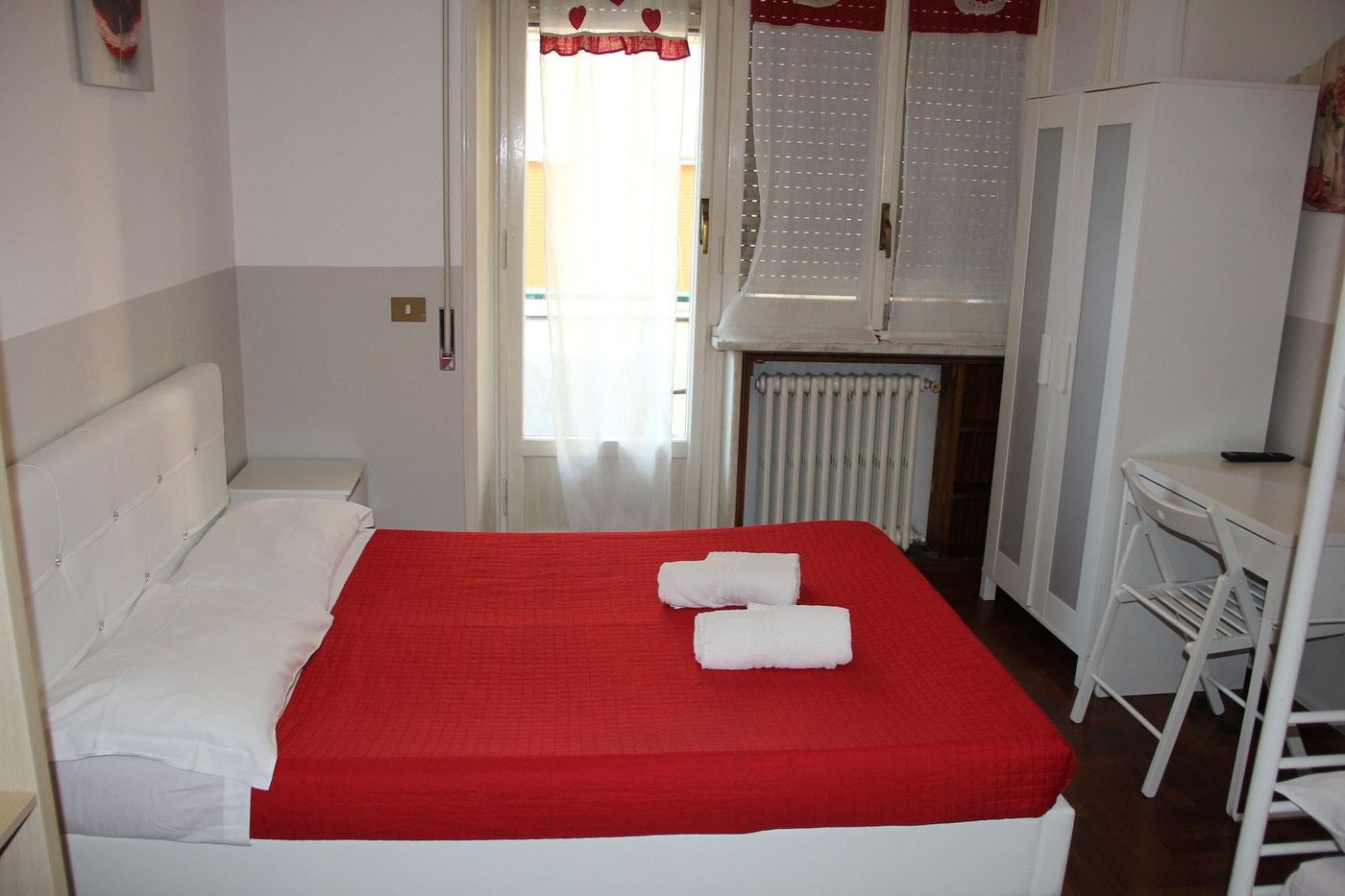 Domus-Vatican-Holidays-Room-2