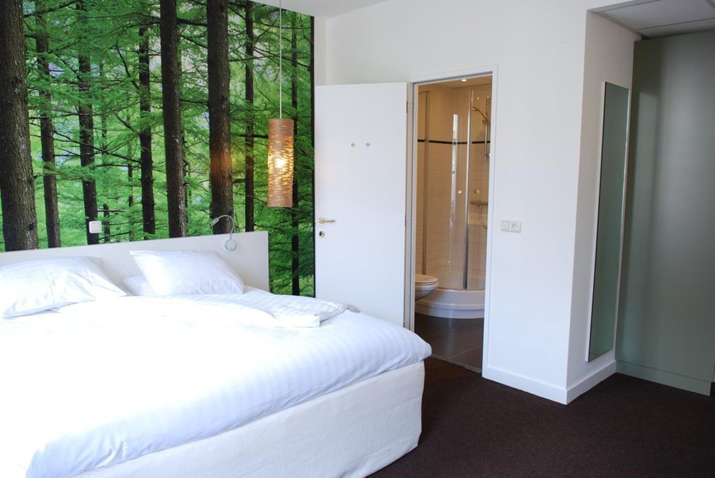 Conscious-Hotel-Museum-Square-Room-16