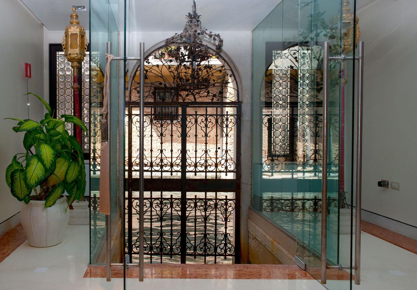 Ca--Nigra-Lagoon-Resort-General-view-6