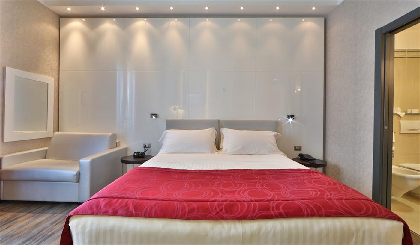 c-hotels-Atlantic-Room-40