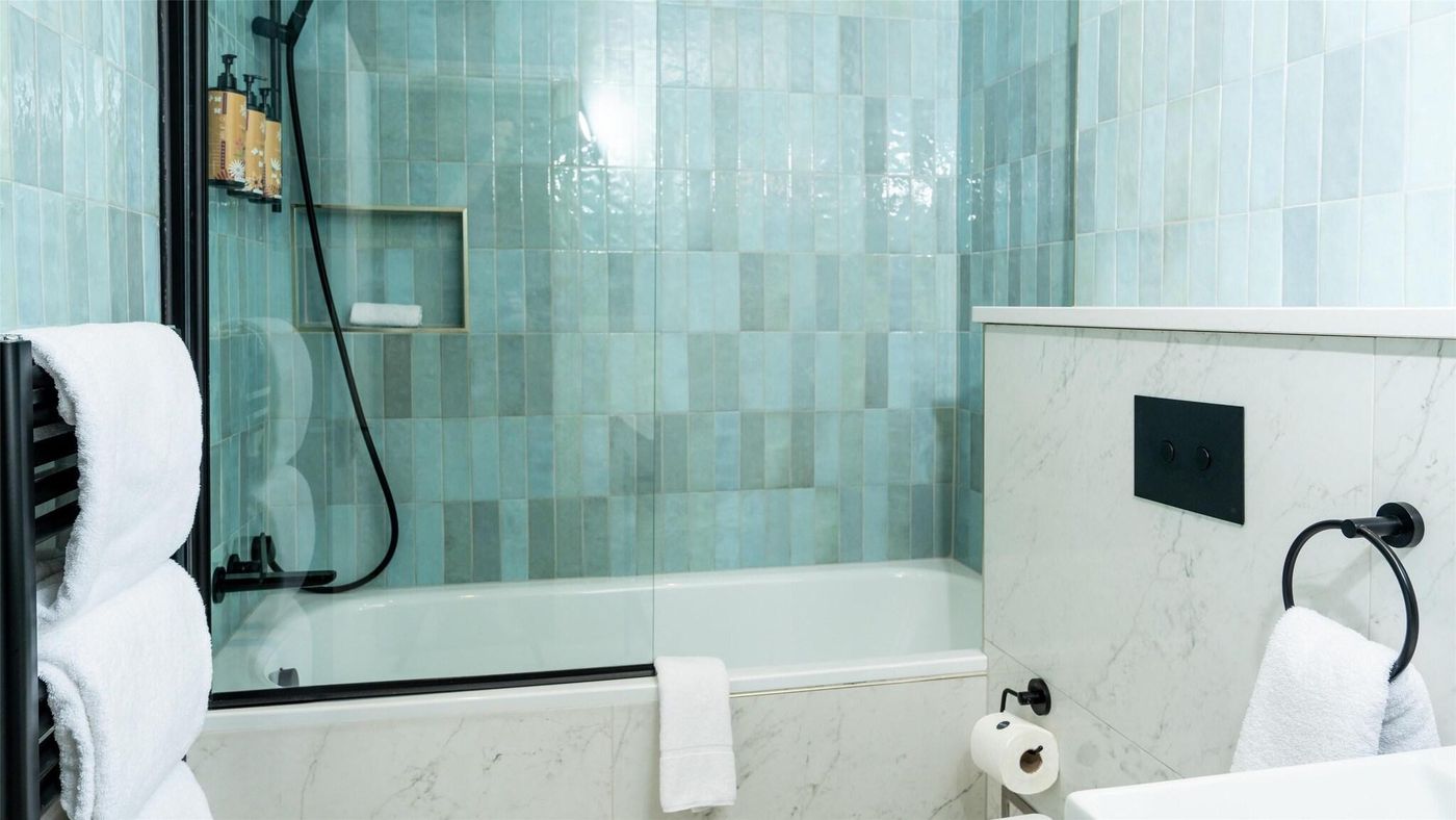 The-Fleet-Hotel-Room-50