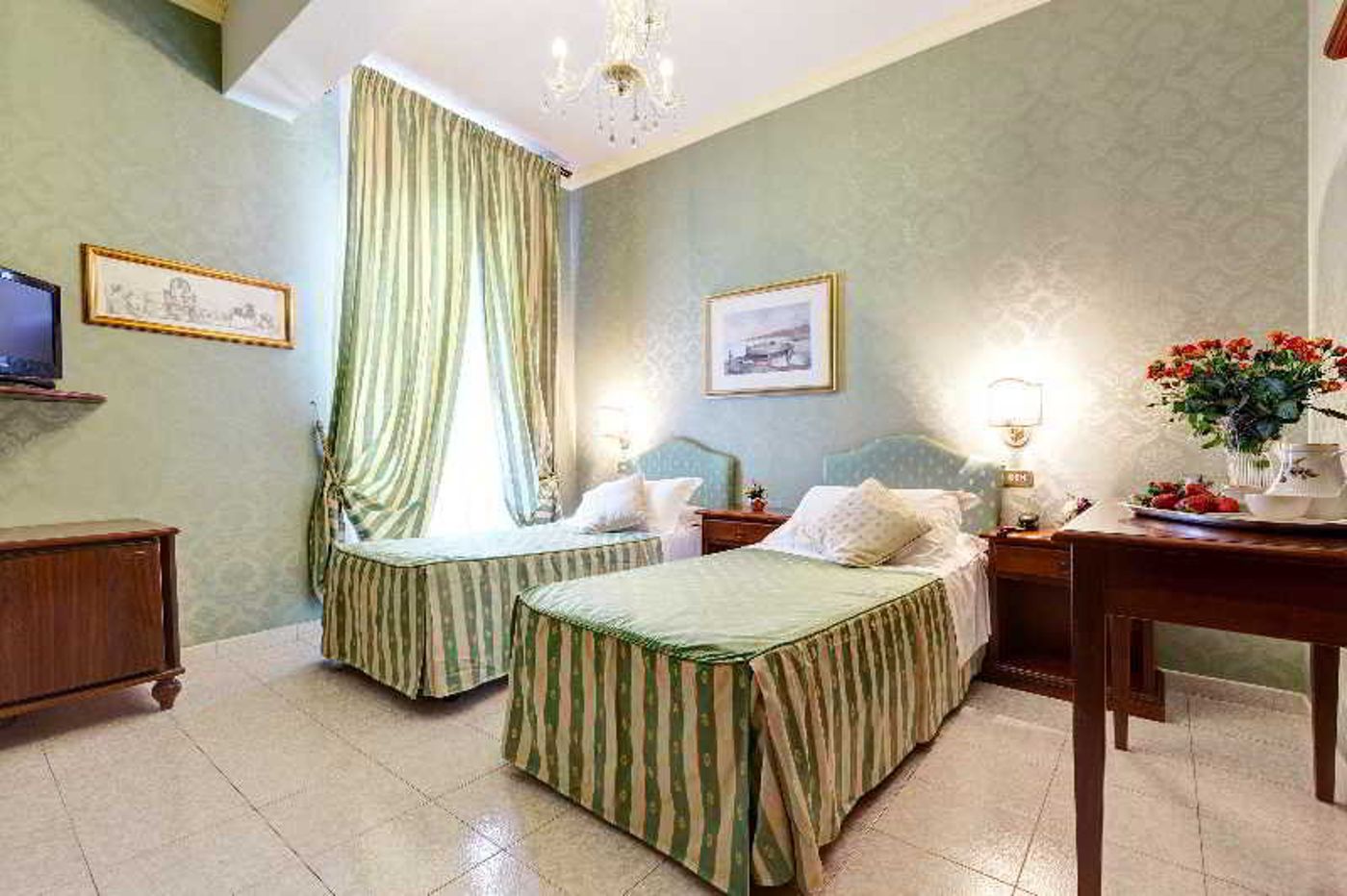 Hotel-Residenza-In-Farnese-Room-12