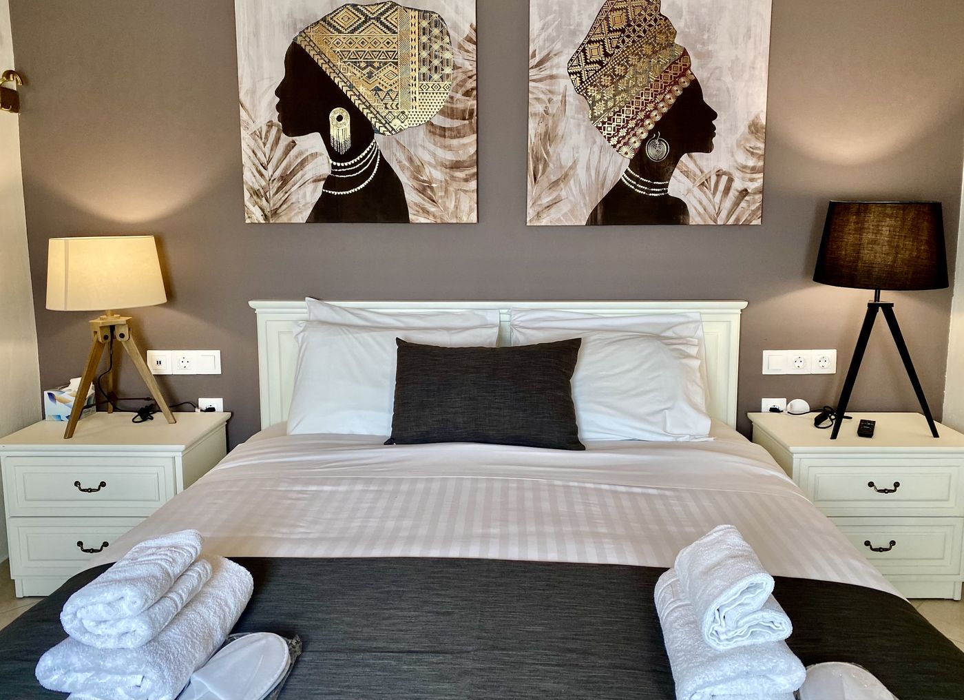 Bruskos-Hotel-and-Suites-General-view-20