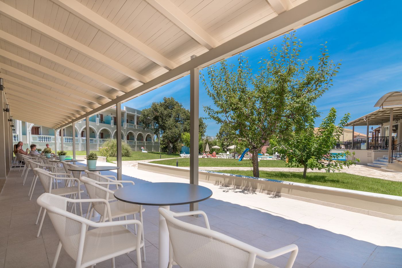 Palmyra-Hotel-Terrace-13