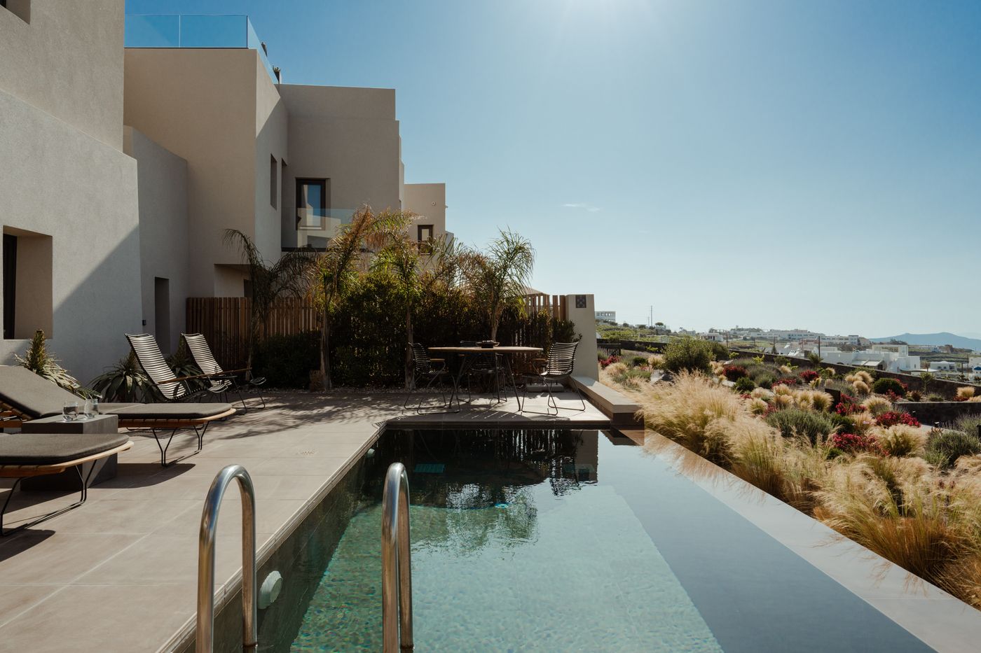 Apikia-Santorini-Room-4