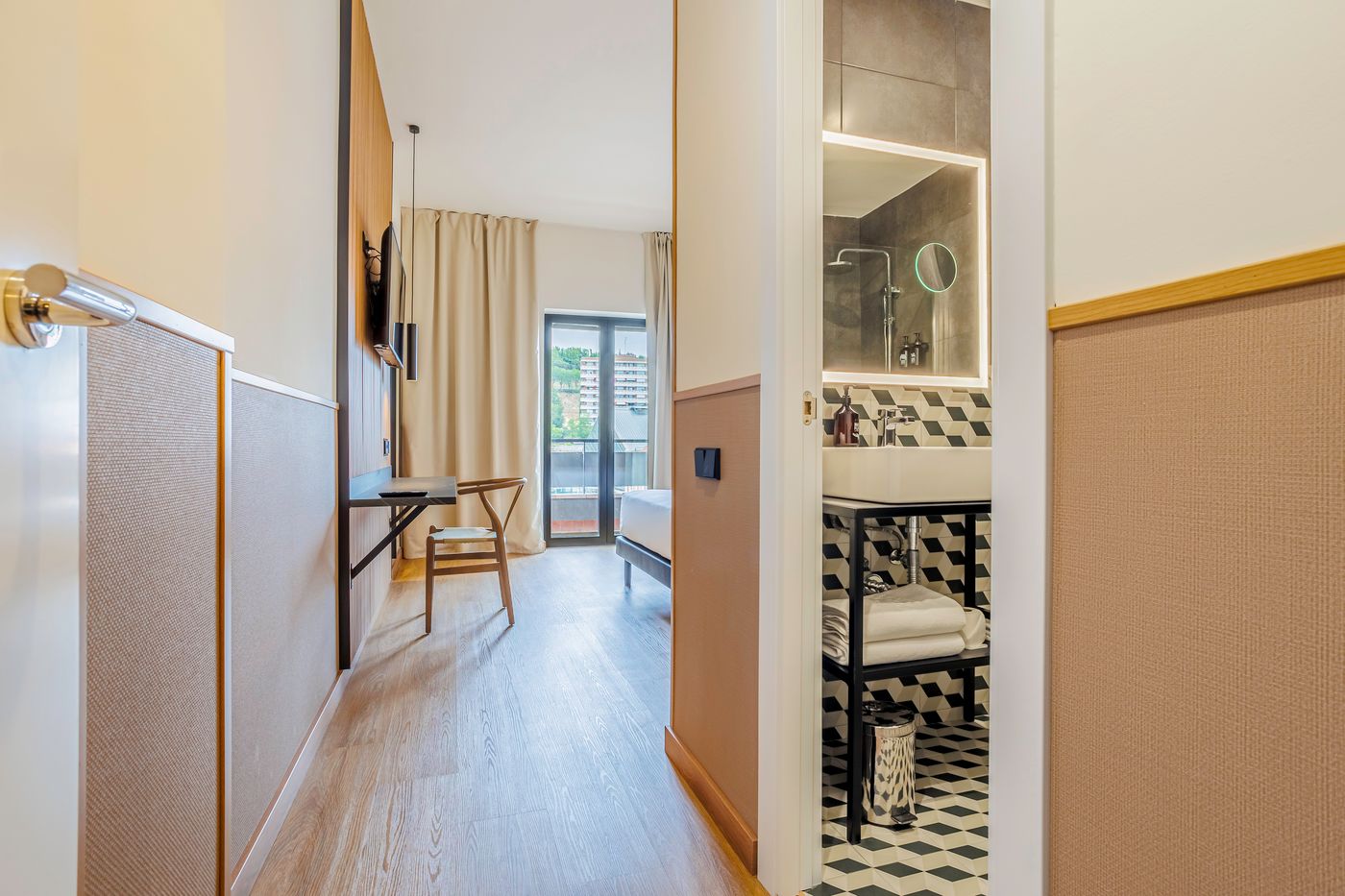 Acta-Madfor-Hotel-Room-10