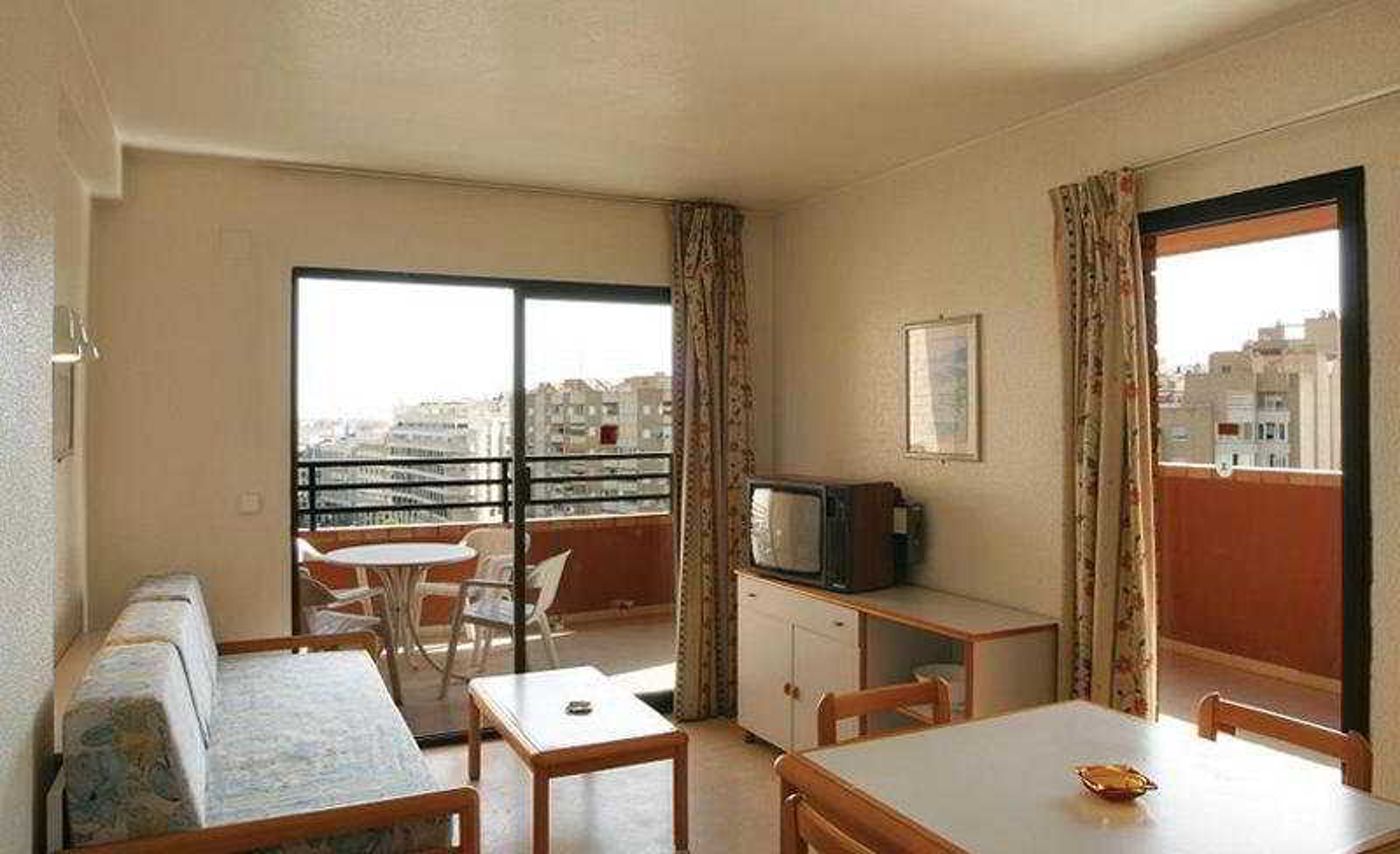 La-Caseta-Apartments-Room-15