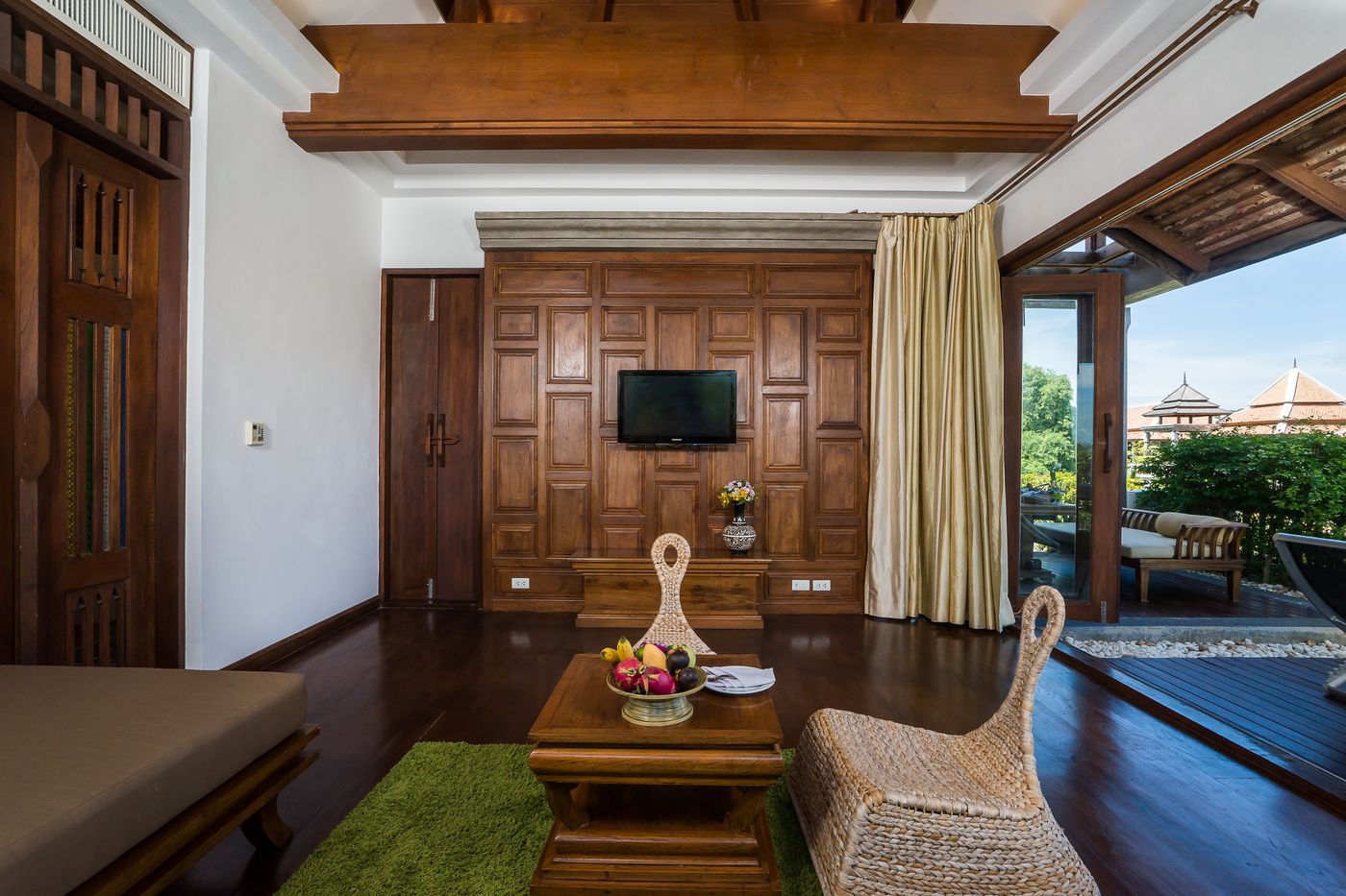 Royal-Muang-Samui-Villas-Room-28
