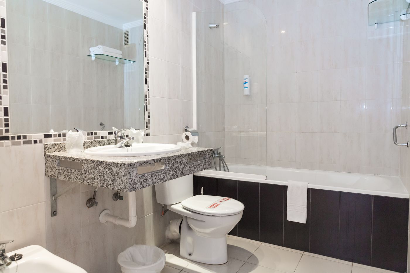 Alua-Sun-Marbella-Park-Room-48