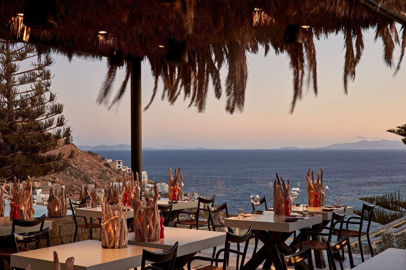 Myconian-Utopia-Restaurant-16