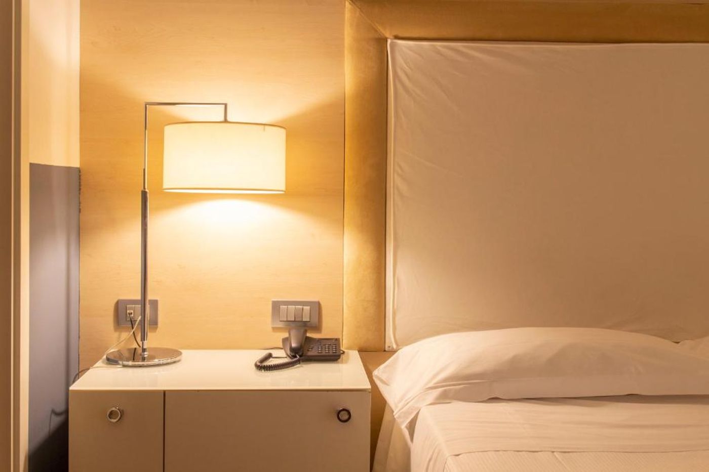 Smy Bologna Centrale - Italy - BOLOGNA - Room - 8