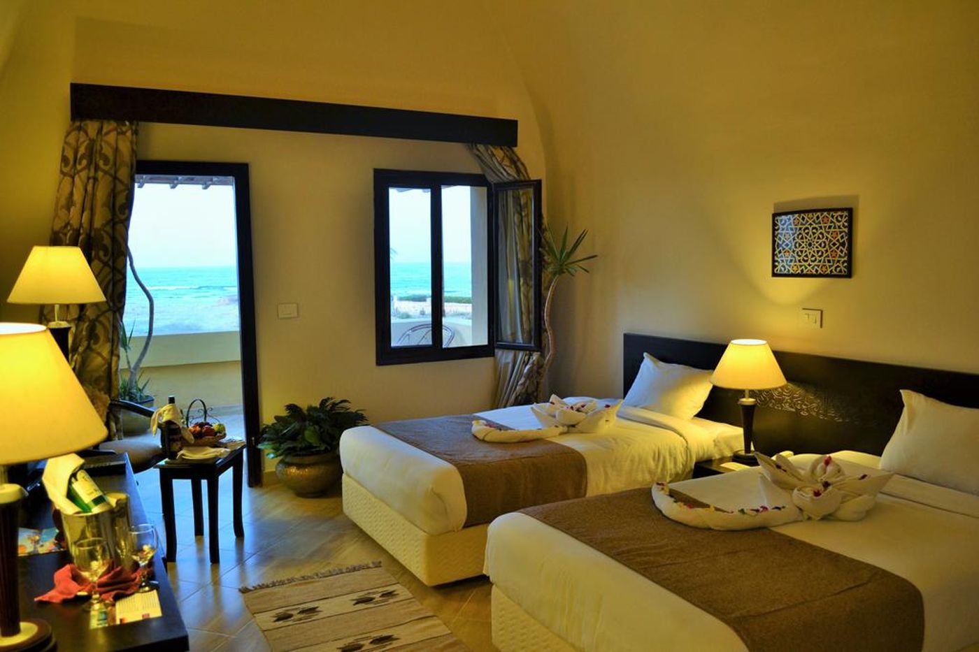 Rohanou Beach Resort And Ecolodge