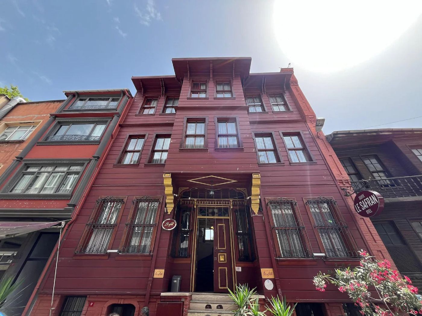 Le-Safran-Suite-General-view-1