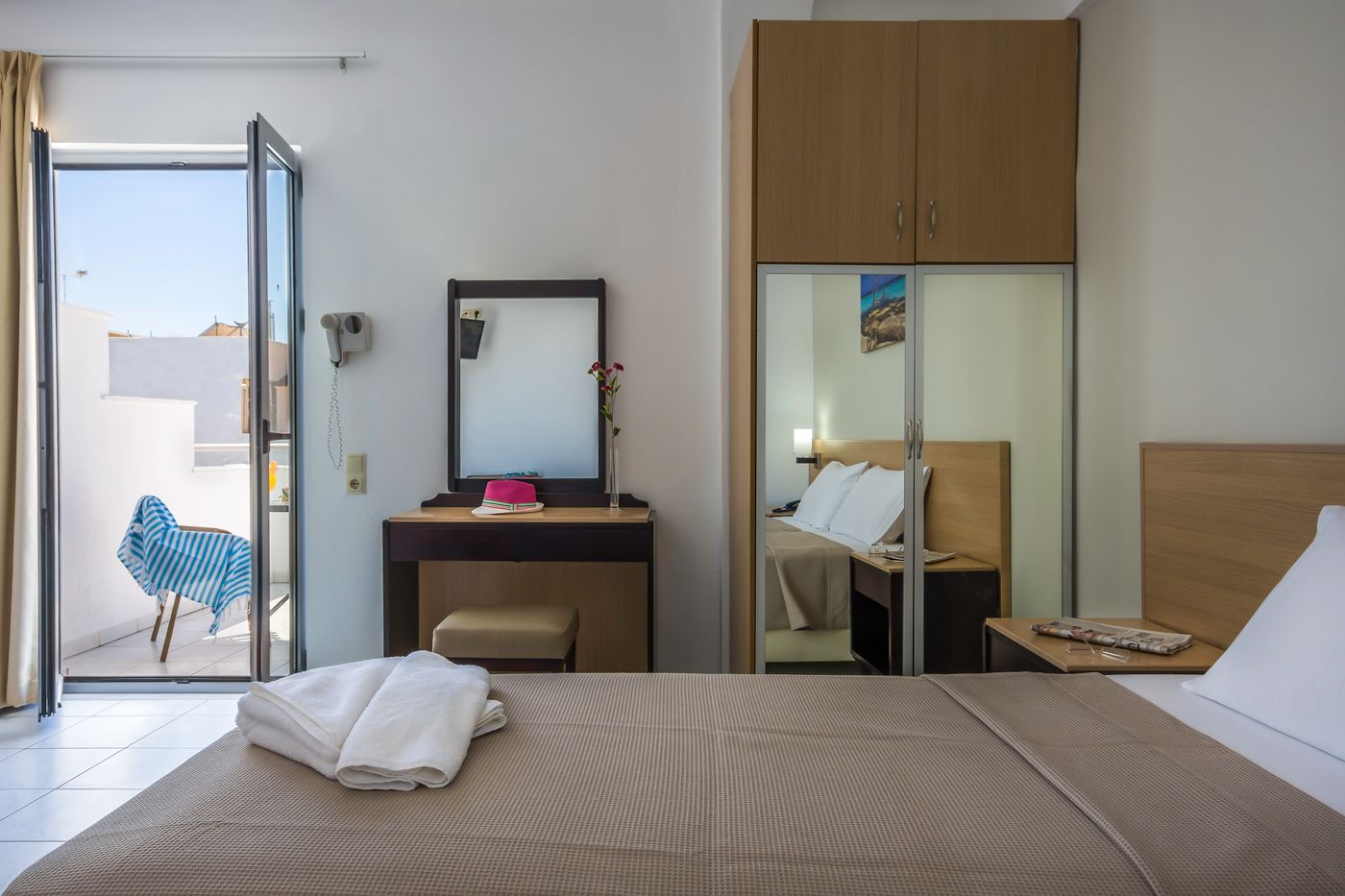 Sergios-Hotel-Room-50