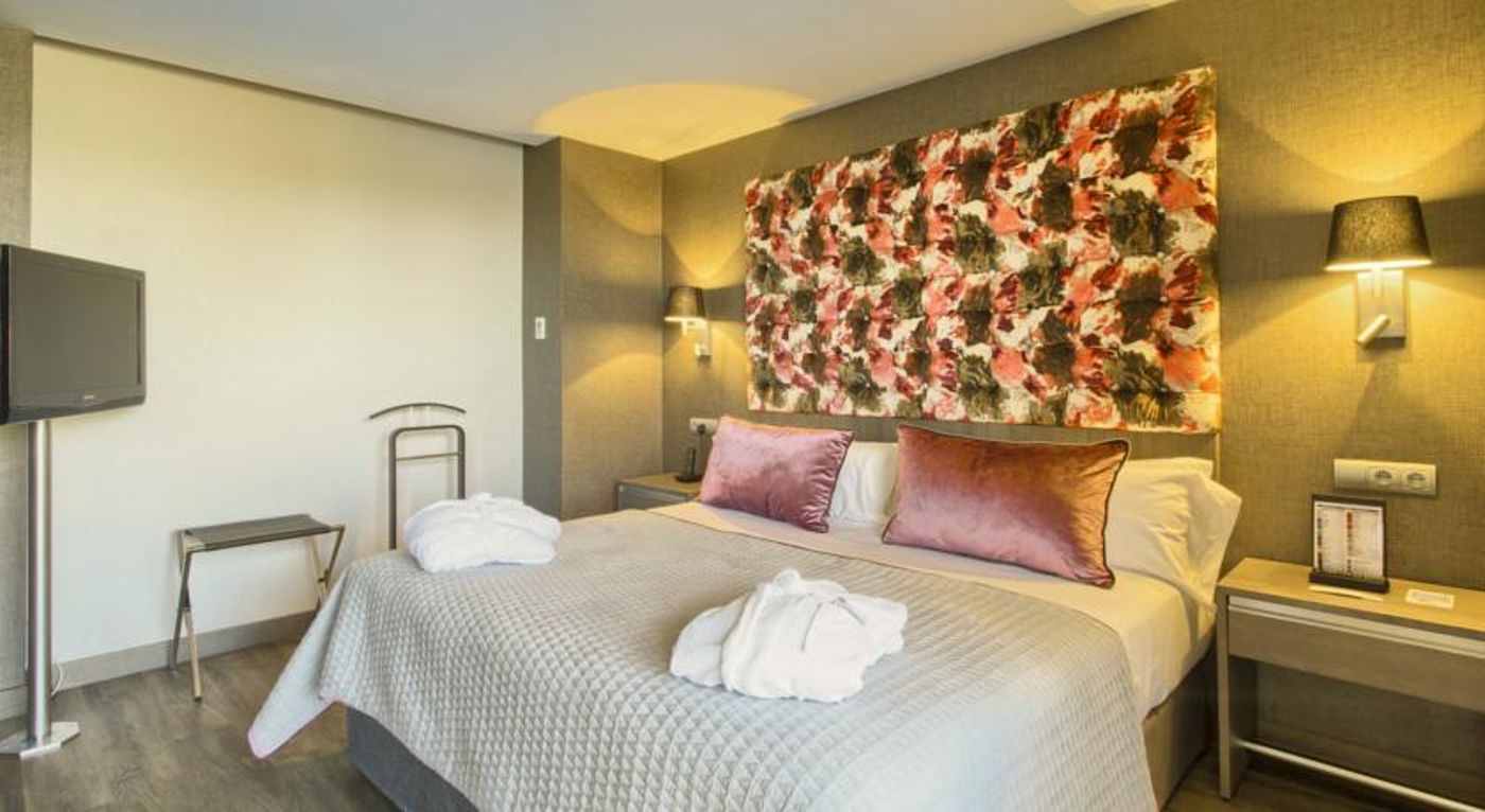 Catalonia Barcelona Plaza